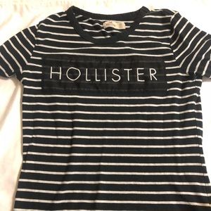 Hollister shirt black and white size xs